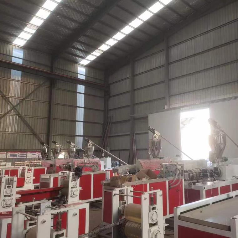 塑料管材生產(chǎn)線的升級(jí)換代對(duì)建筑業(yè)有利