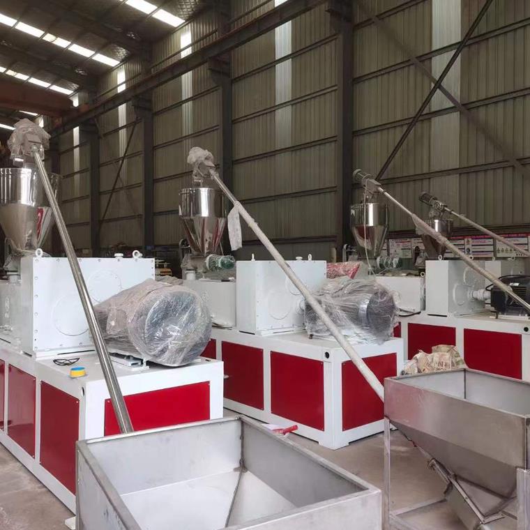 PE管材設(shè)備生產(chǎn)線的清洗細(xì)節(jié)