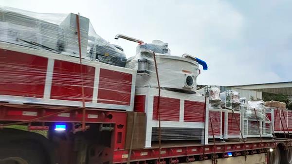 一出六陰陽護角線生產(chǎn)設備