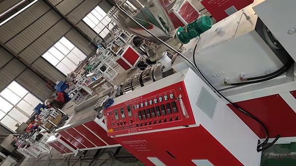 pvc護角條生產(chǎn)設備